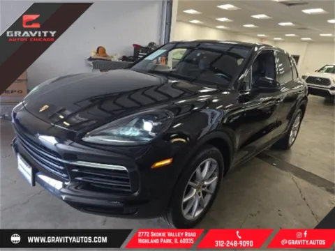 Black 2020 Porsche Cayenne for sale in Highland Park, IL