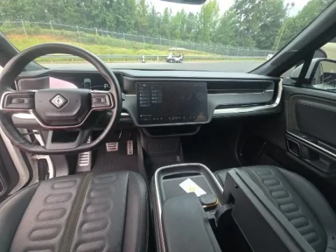 More photos of 2023 Rivian R1S Adventure at Gravity Autos Chicago, IL