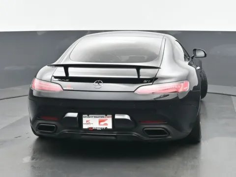 More photos of 2018 Mercedes-Benz AMG GT at Gravity Autos Chicago, IL