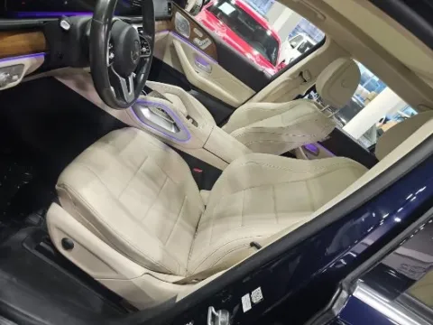 Another view of 2020 Mercedes-Benz GLS 450 for sale in Highland Park, IL at Gravity Autos Chicago