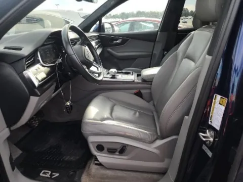 Another view of 2020 Audi Q7 55 Premium Plus for sale in Highland Park, IL at Gravity Autos Chicago