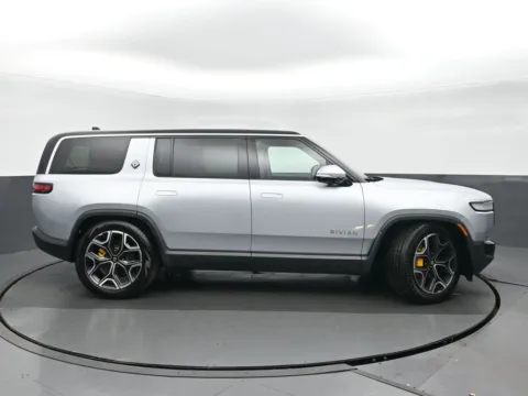 Photos of 2023 Rivian R1S Adventure for sale in Highland Park, IL at Gravity Autos Chicago