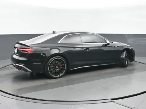 Another view of 2020 Audi S5 3.0T Premium Plus for sale in Highland Park, IL at Gravity Autos Chicago