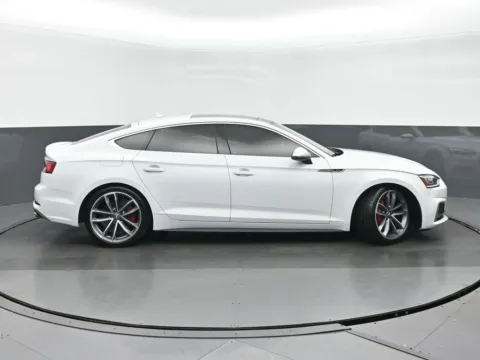 Photos of 2018 Audi S5 3.0T Premium Plus for sale in Highland Park, IL at Gravity Autos Chicago