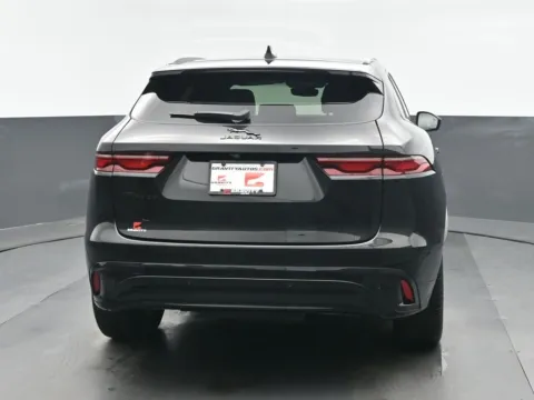 More photos of 2023 Jaguar F-PACE P250 S at Gravity Autos Chicago, IL