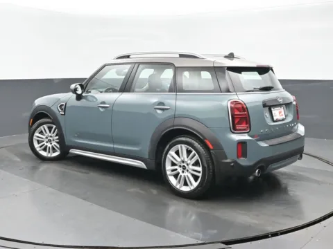 More photos of 2023 MINI Cooper S Countryman Signature at Gravity Autos Chicago, IL