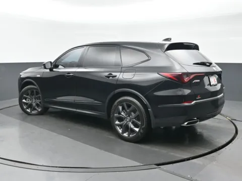 More photos of 2022 Acura MDX A-Spec at Gravity Autos Chicago, IL