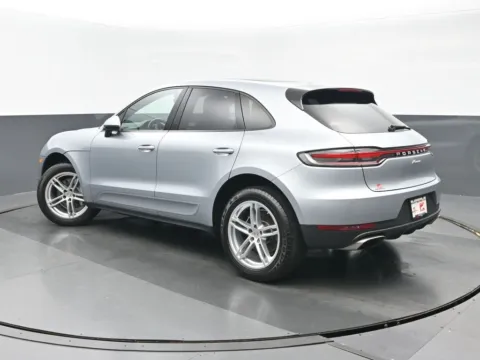 More photos of 2021 Porsche Macan at Gravity Autos Chicago, IL