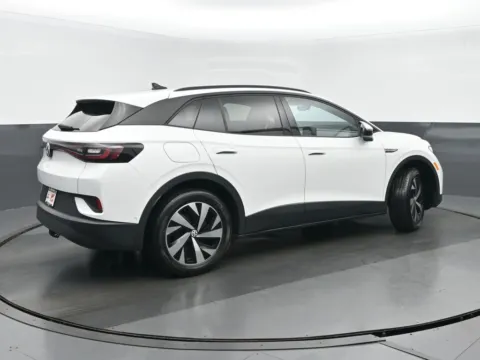 Another view of 2023 Volkswagen ID.4 Pro for sale in Highland Park, IL at Gravity Autos Chicago