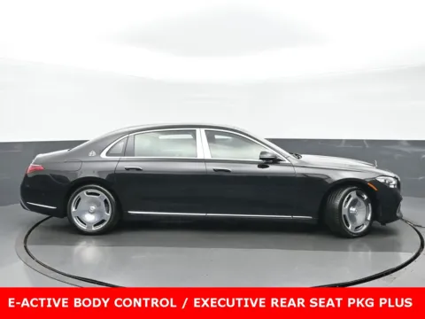 Photos of 2022 Mercedes-Benz S-Class Maybach S 580 for sale in Highland Park, IL at Gravity Autos Chicago