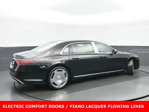 Another view of 2022 Mercedes-Benz S-Class Maybach S 580 for sale in Highland Park, IL at Gravity Autos Chicago