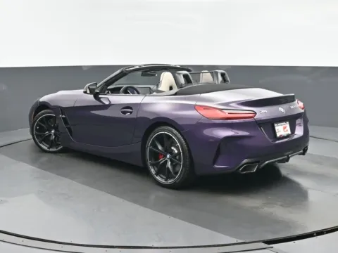 More photos of 2024 BMW Z4 sDrive M40i at Gravity Autos Chicago, IL