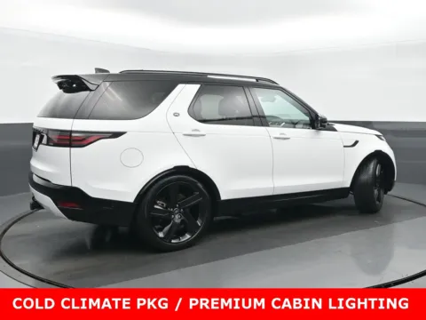 Another view of 2023 Land Rover Discovery S R-Dynamic for sale in Highland Park, IL at Gravity Autos Chicago