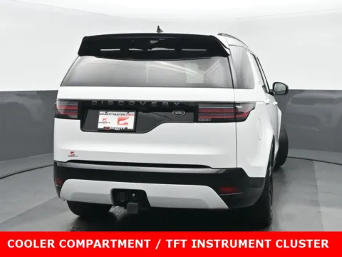 More photos of 2023 Land Rover Discovery S R-Dynamic at Gravity Autos Chicago, IL