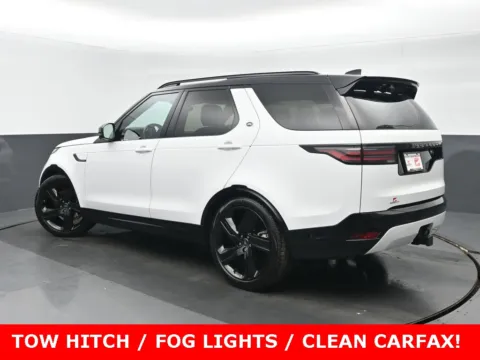 More photos of 2023 Land Rover Discovery S R-Dynamic at Gravity Autos Chicago, IL