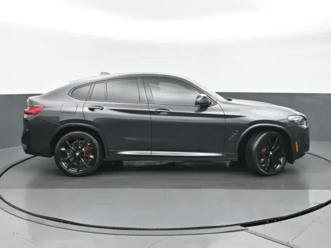 Photos of 2022 BMW X4 M40i for sale in Highland Park, IL at Gravity Autos Chicago