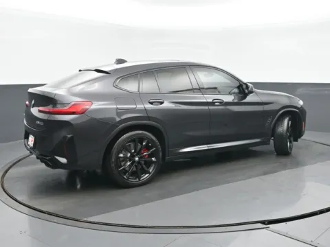 Another view of 2022 BMW X4 M40i for sale in Highland Park, IL at Gravity Autos Chicago