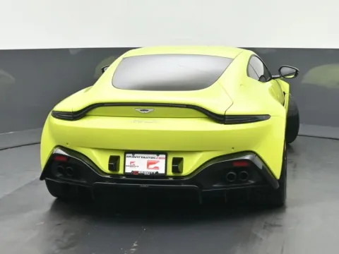 More photos of 2020 Aston Martin Vantage at Gravity Autos Chicago, IL