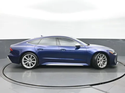 Photos of 2021 Audi RS 7 4.0T for sale in Highland Park, IL at Gravity Autos Chicago