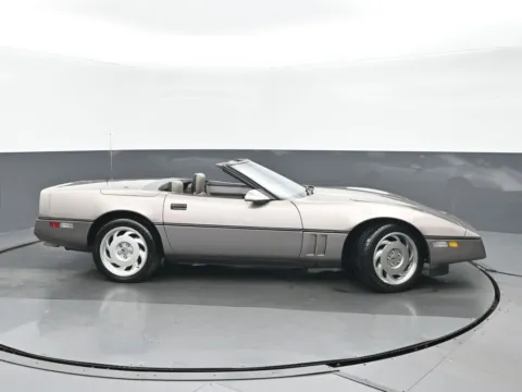 Photos of 1988 Chevrolet Corvette for sale in Highland Park, IL at Gravity Autos Chicago