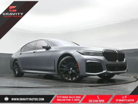 Gray 2022 BMW 7 Series M760i for sale in Highland Park, IL