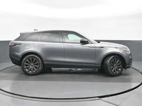 Photos of 2018 Land Rover Range Rover Velar SE R-Dynamic for sale in Highland Park, IL at Gravity Autos Chicago