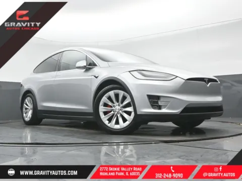 Silver 2018 Tesla Model X P100D for sale in Highland Park, IL