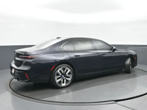 Another view of 2023 BMW i7 xDrive60 for sale in Highland Park, IL at Gravity Autos Chicago