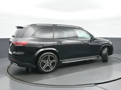 Another view of 2020 Mercedes-Benz GLS 580 for sale in Highland Park, IL at Gravity Autos Chicago