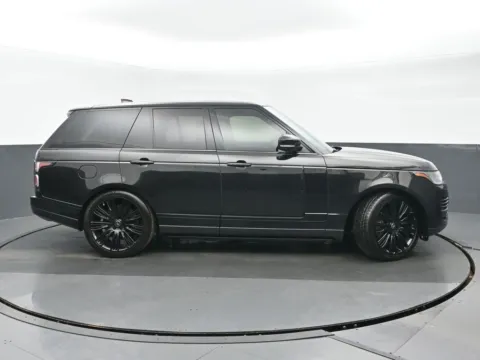 Photos of 2020 Land Rover Range Rover HSE for sale in Highland Park, IL at Gravity Autos Chicago