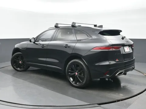 More photos of 2021 Jaguar F-PACE S at Gravity Autos Chicago, IL