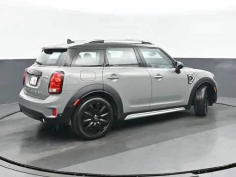 Another view of 2019 MINI Cooper S Countryman Signature for sale in Highland Park, IL at Gravity Autos Chicago
