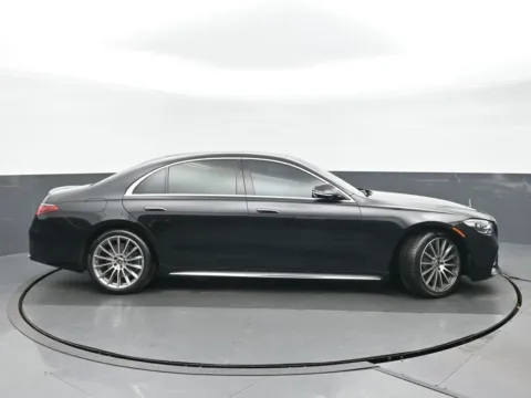 Photos of 2023 Mercedes-Benz S-Class S 580 for sale in Highland Park, IL at Gravity Autos Chicago