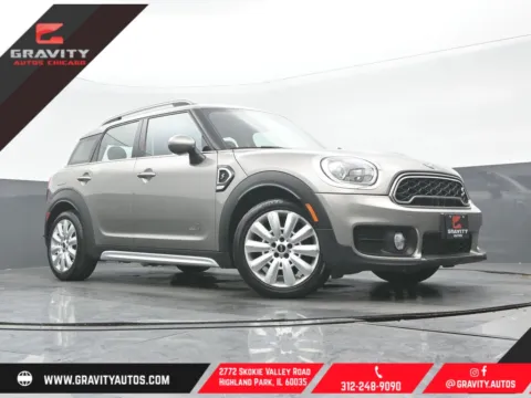 Silver 2019 MINI Cooper S Countryman Signature for sale in Highland Park, IL