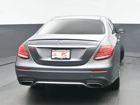 More photos of 2017 Mercedes-Benz E-Class E 300 at Gravity Autos Chicago, IL