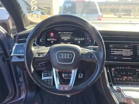 More photos of 2021 Audi SQ7 Prestige at Gravity Autos Chicago, IL