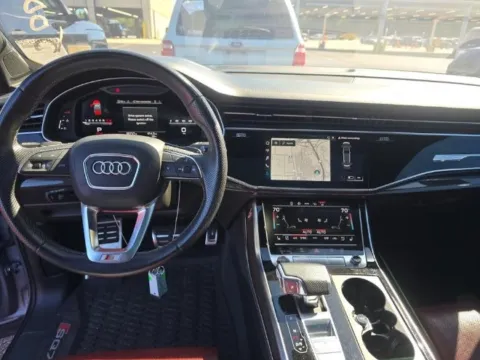 More photos of 2021 Audi SQ7 Prestige at Gravity Autos Chicago, IL