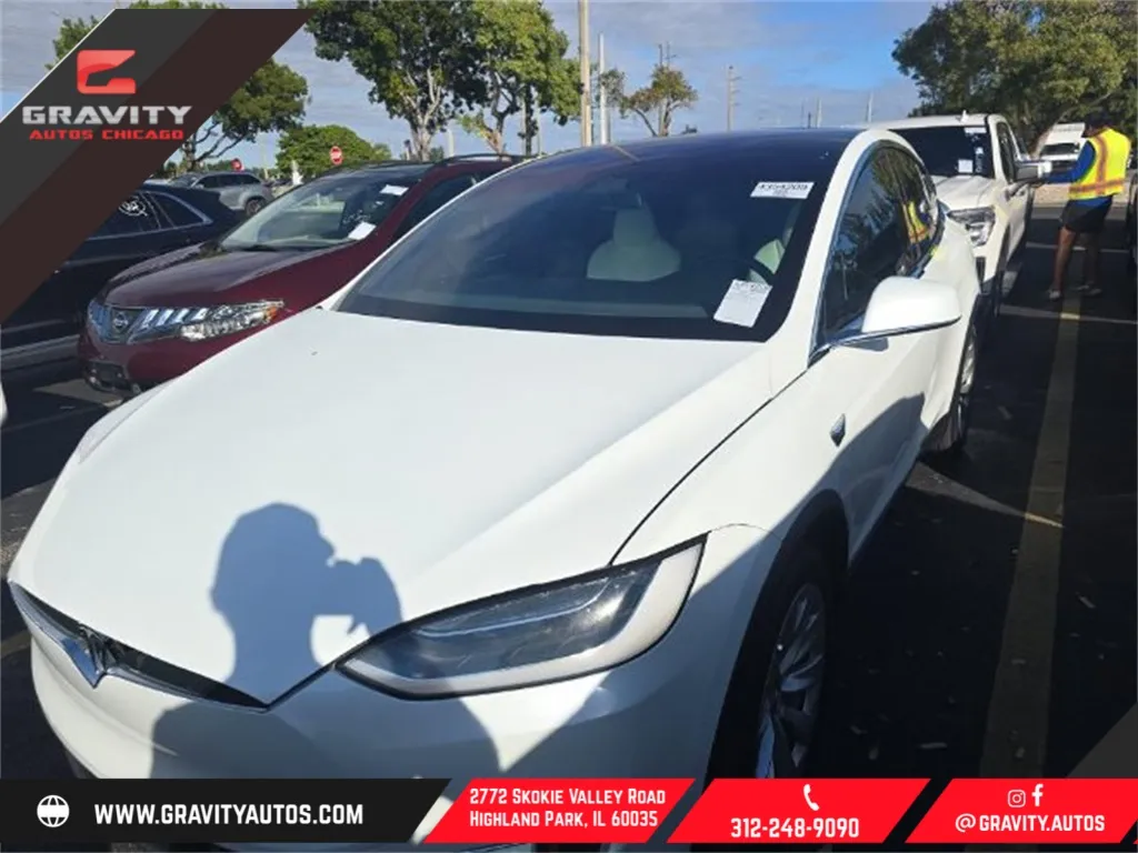 White 2019 Tesla Model X 100D for sale in Highland Park, IL