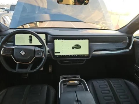 More photos of 2022 Rivian R1T Adventure at Gravity Autos Chicago, IL