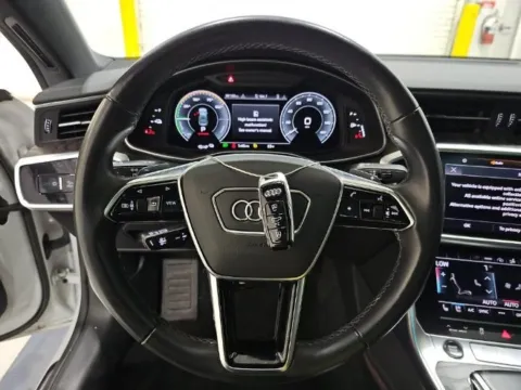 More photos of 2021 Audi A7 e Premium Plus at Gravity Autos Chicago, IL
