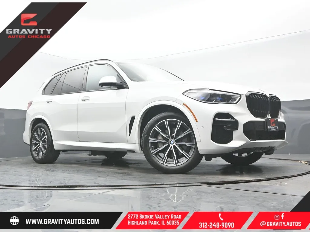 White 2023 BMW X5 xDrive40i for sale in Highland Park, IL