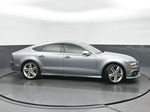 Photos of 2015 Audi S7 4.0T for sale in Highland Park, IL at Gravity Autos Chicago