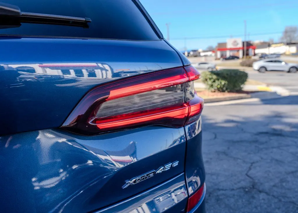 2023 BMW X5 45e - Photo 28