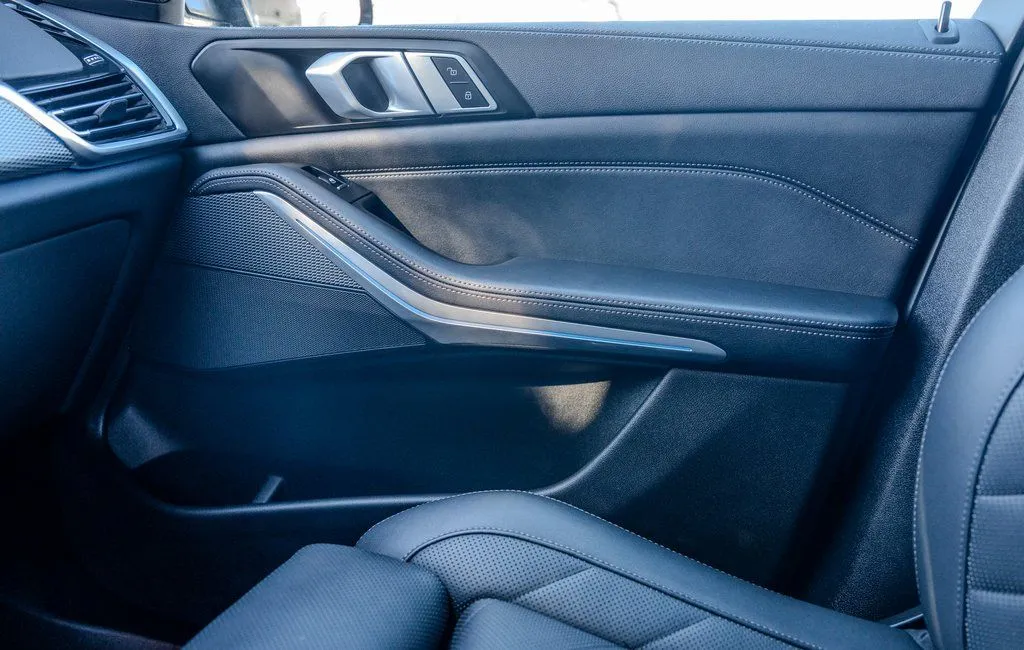 2023 BMW X5 45e - Photo 14