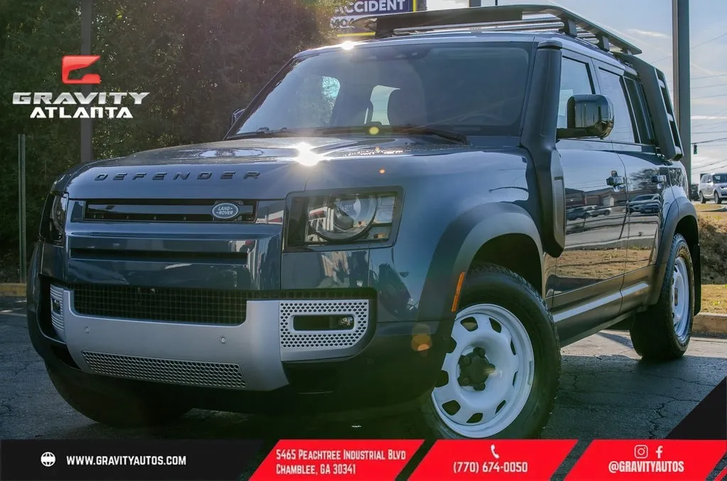 2023 Land Rover Defender S's photo