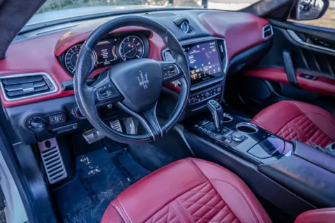 More photos of 2022 Maserati Ghibli Modena Q4 at Gravity Autos Atlanta, GA