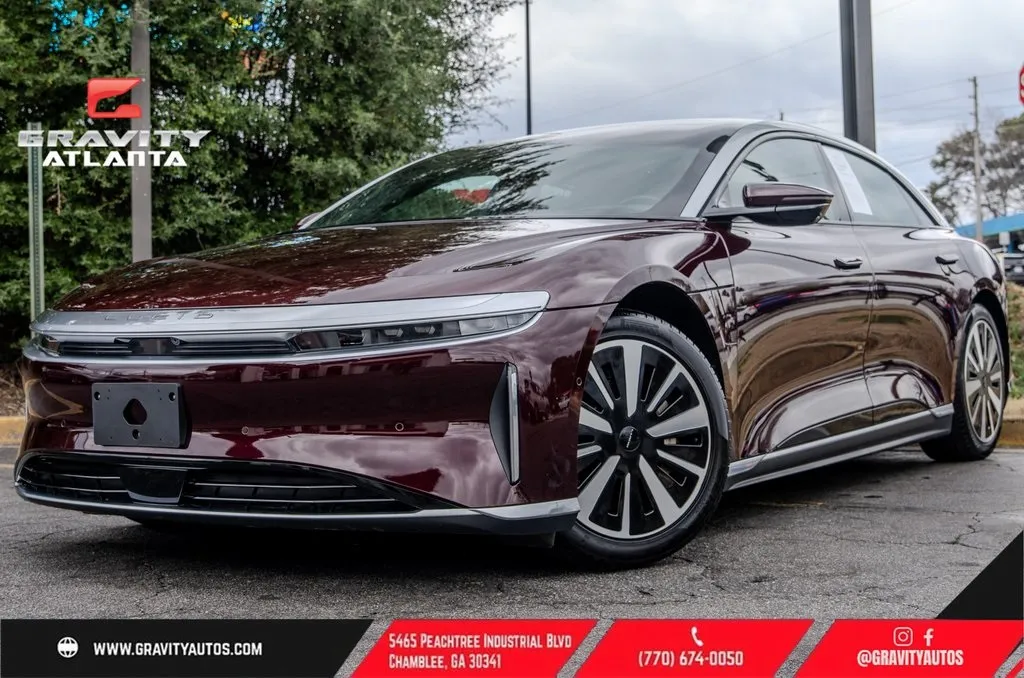 2024 Lucid Air Touring's photo