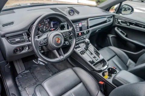 More photos of 2024 Porsche Macan at Gravity Autos Atlanta, GA