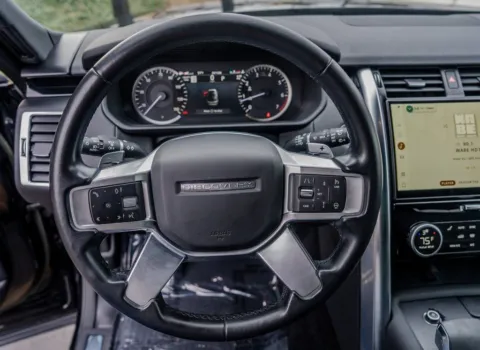 More photos of 2023 Land Rover Discovery S R-Dynamic at Gravity Autos Atlanta, GA