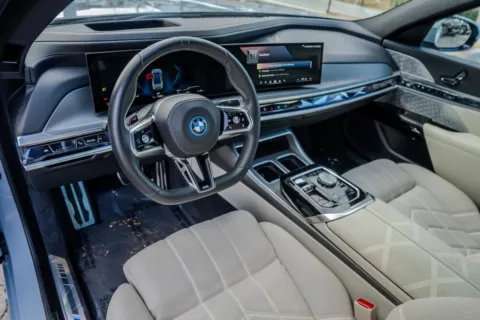 More photos of 2023 BMW i7 xDrive60 at Gravity Autos Atlanta, GA